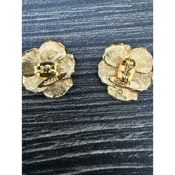 Vintage Avon Green Enamel Pansy Flower Stud Earrings - Picture 4 of 4